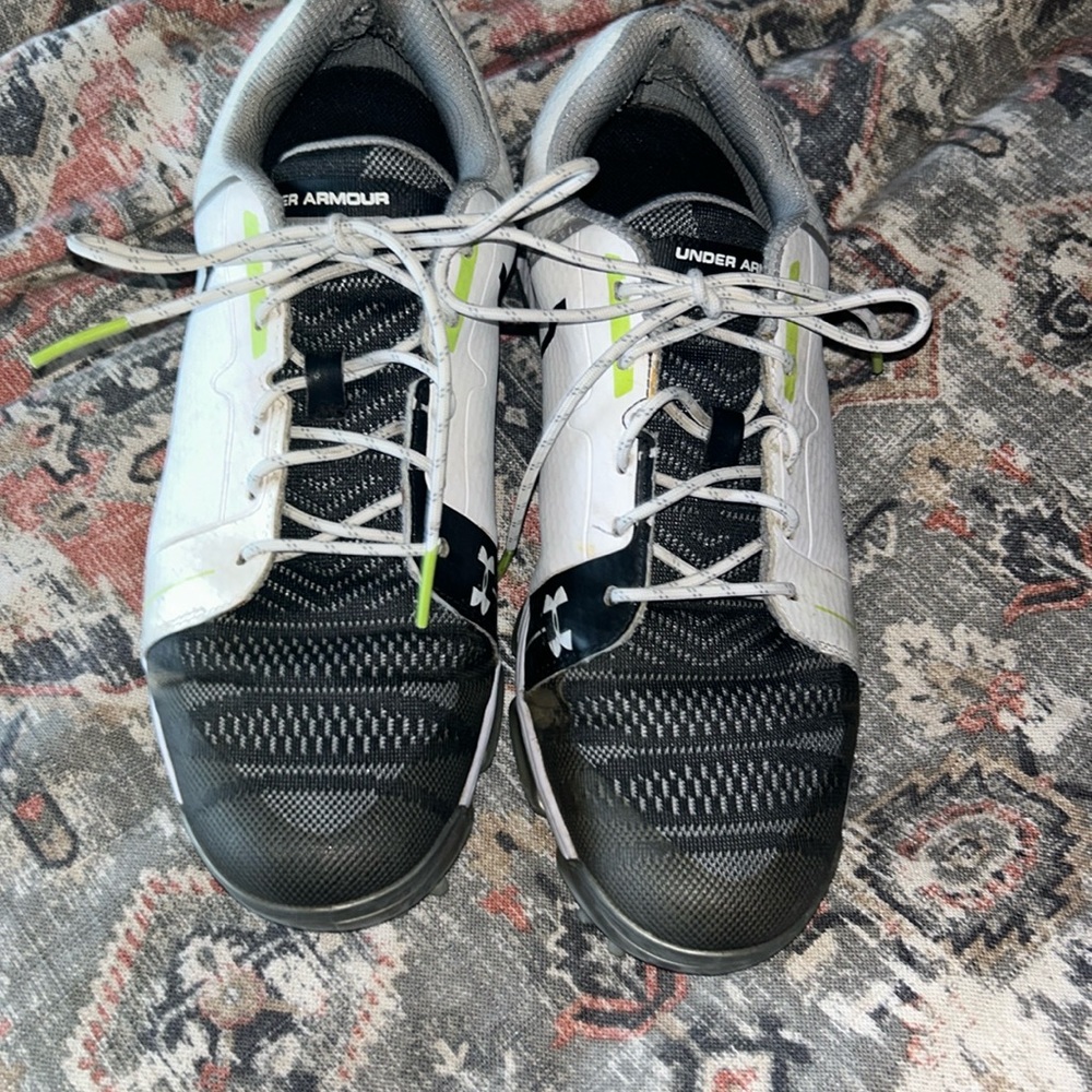 Women’s Under Armor golf shoes